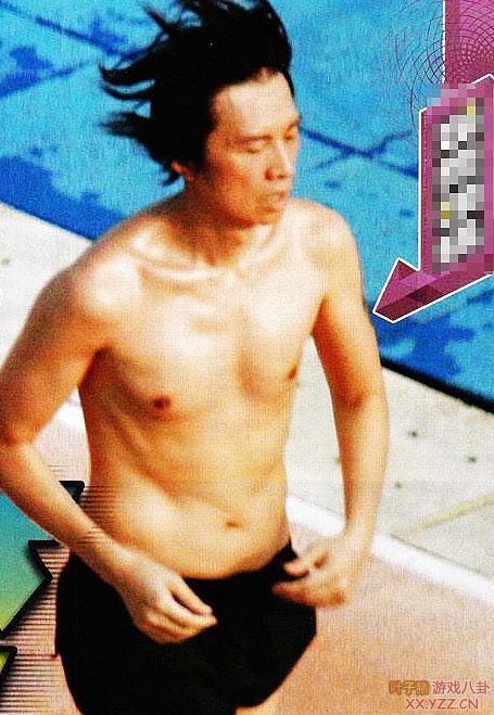 狗仔一出现明星们偷吃藏不住